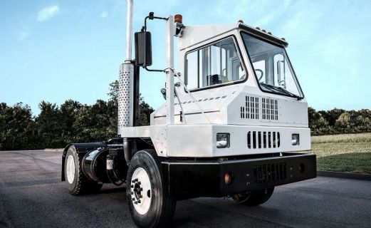 Yard shunting truck and trailers